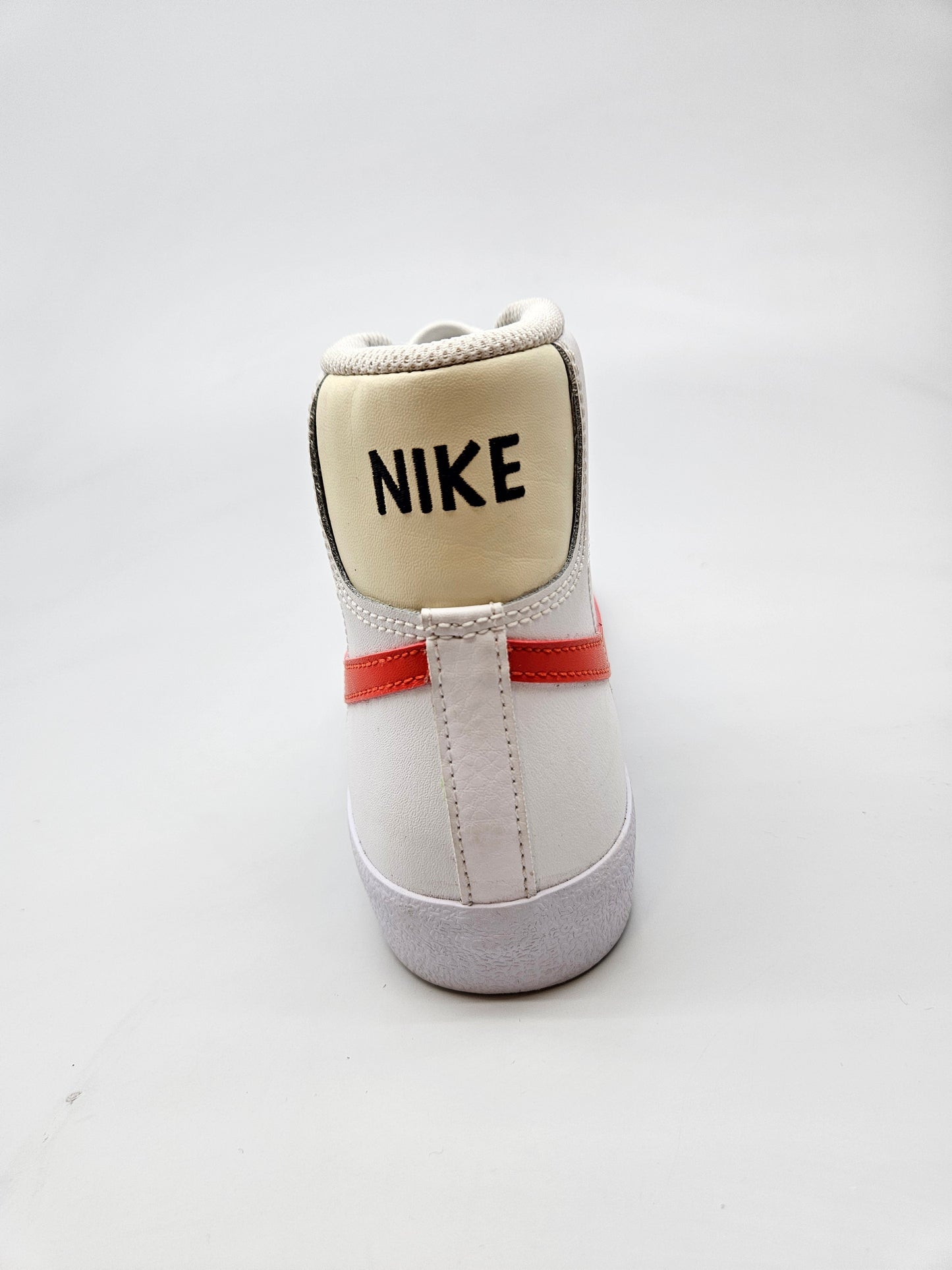 NIKE NOVI ORIGINAL PATIKI BR 38