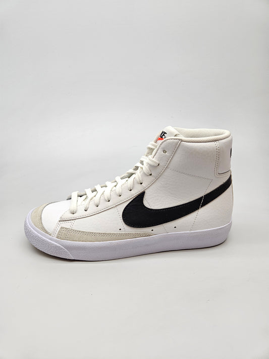 NIKE NOVI ORIGINAL PATIKI BR 40
