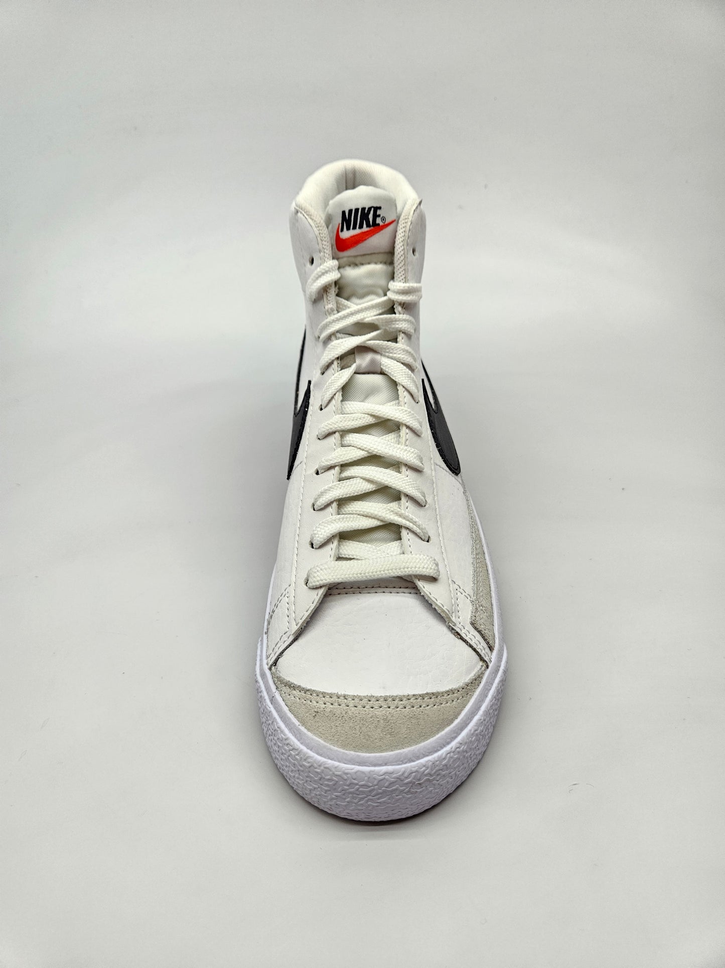 NIKE NOVI ORIGINAL PATIKI BR 40