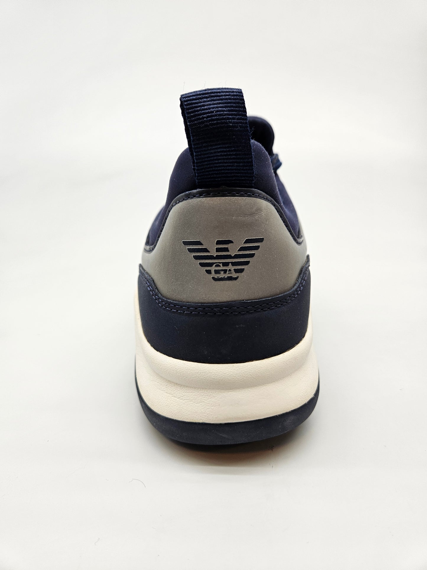 ARMANI NOVI ORIGINAL PATIKI BR 38.5