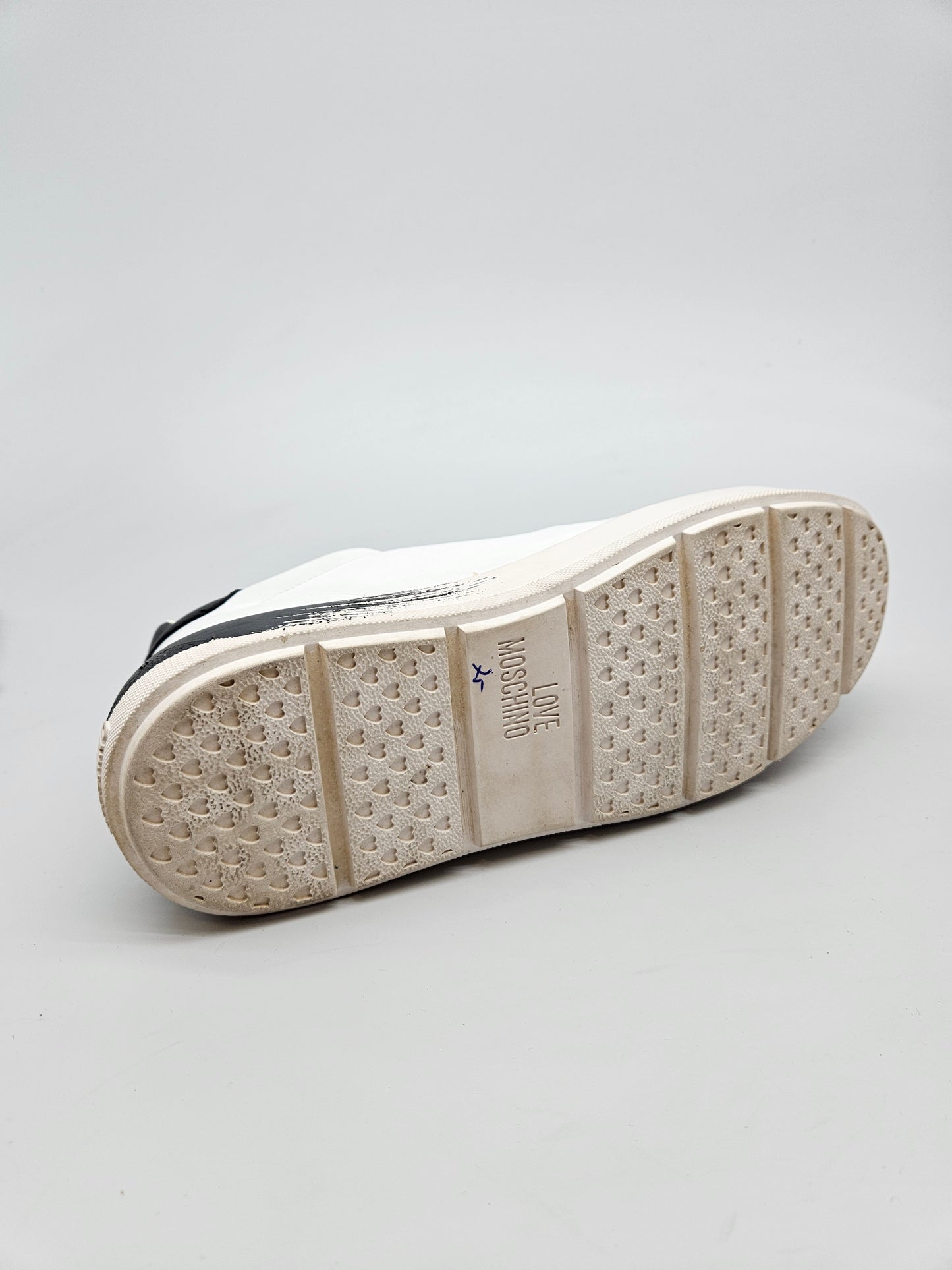 MOSHINO ORIGINAL PATIKI BR 39