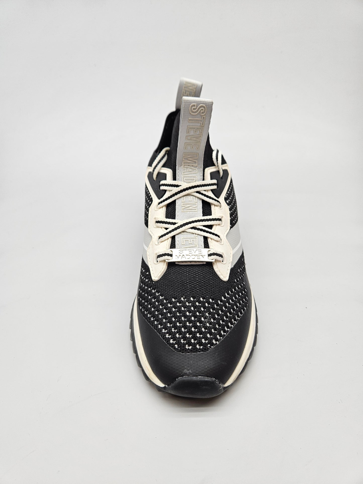 STEVE MADDEN NOVI ORIGINAL PATIKI BR 38