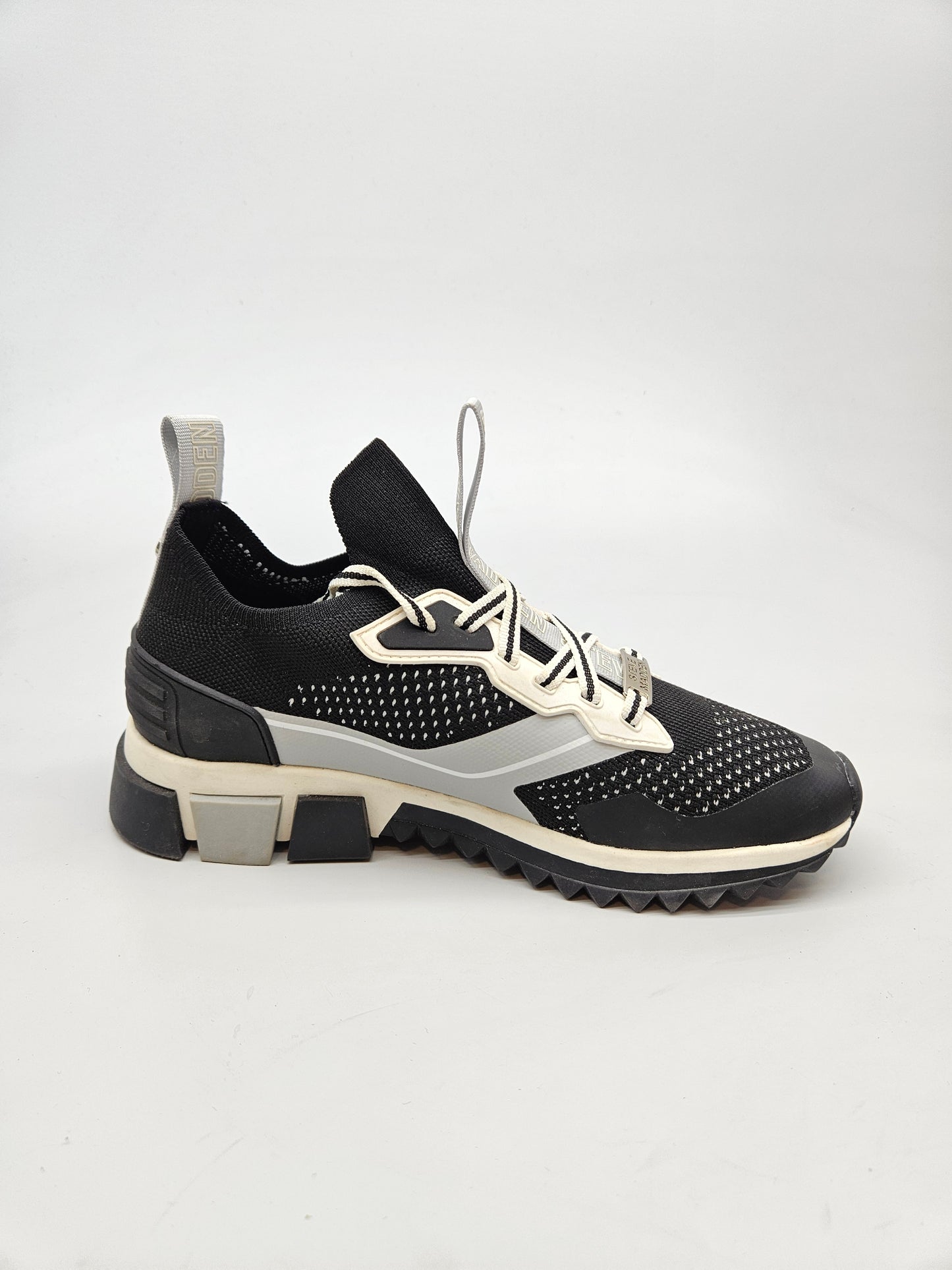 STEVE MADDEN NOVI ORIGINAL PATIKI BR 38