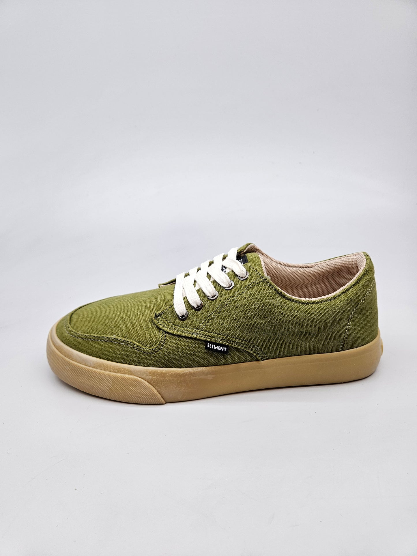 ELEMENT NOVI ORIGINAL PATIKI BR 39