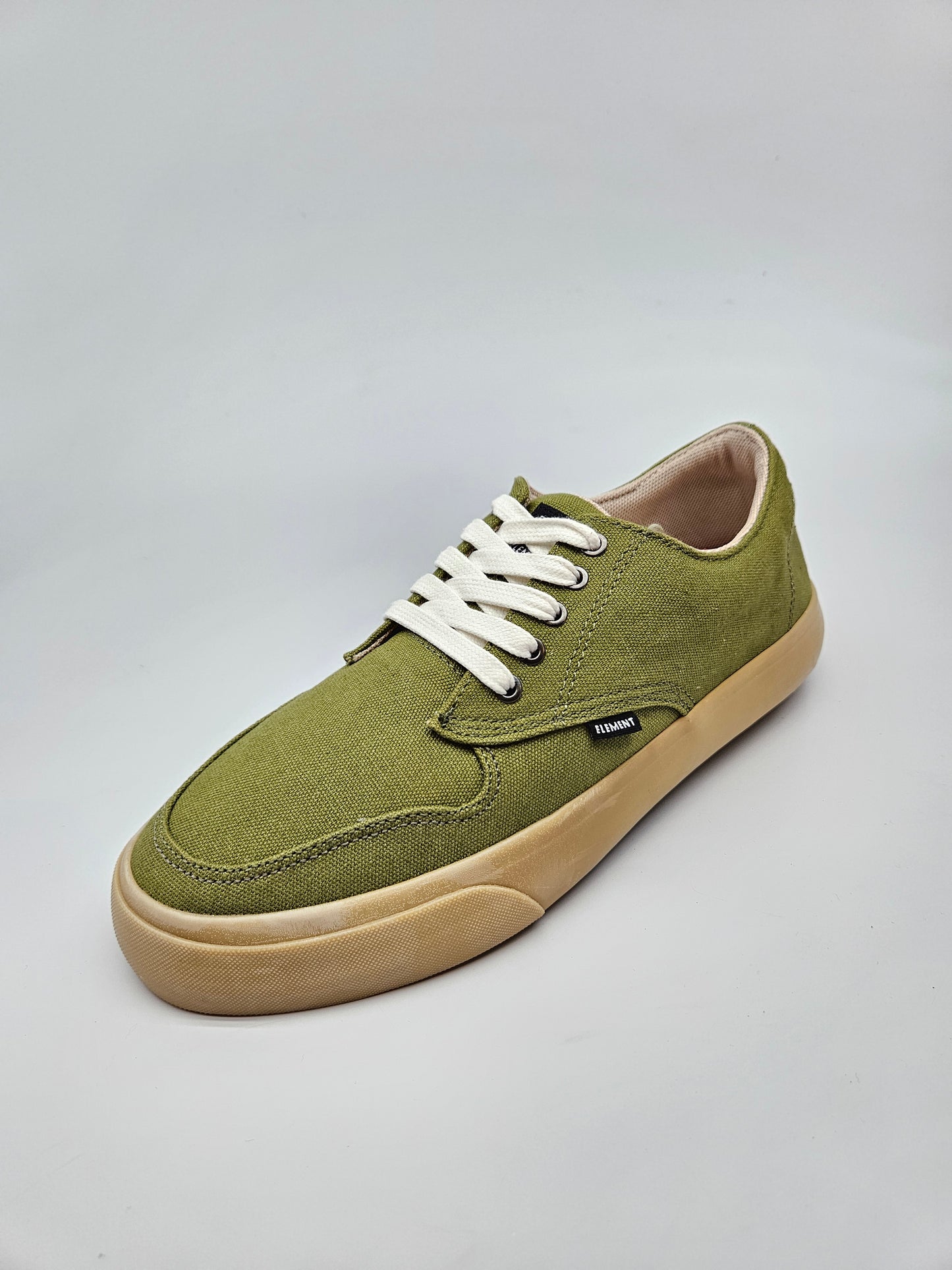 ELEMENT NOVI ORIGINAL PATIKI BR 39