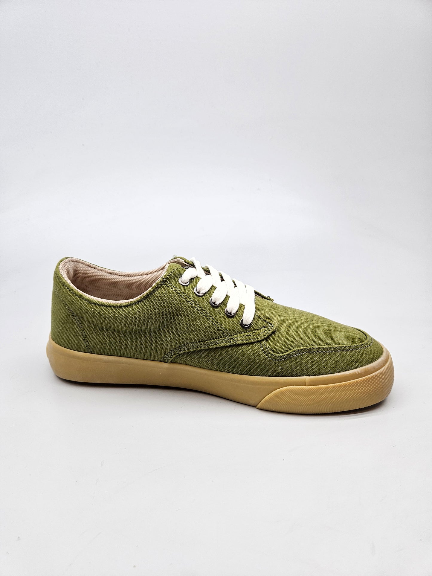 ELEMENT NOVI ORIGINAL PATIKI BR 39