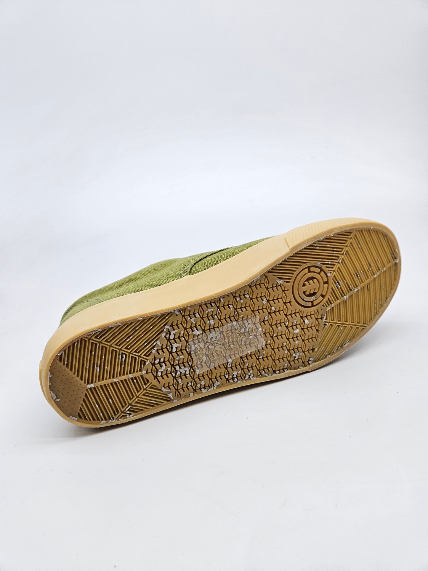 ELEMENT NOVI ORIGINAL PATIKI BR 39