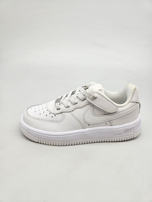 NIKE NOVI ORIGINAL PATIKI BR 28.5