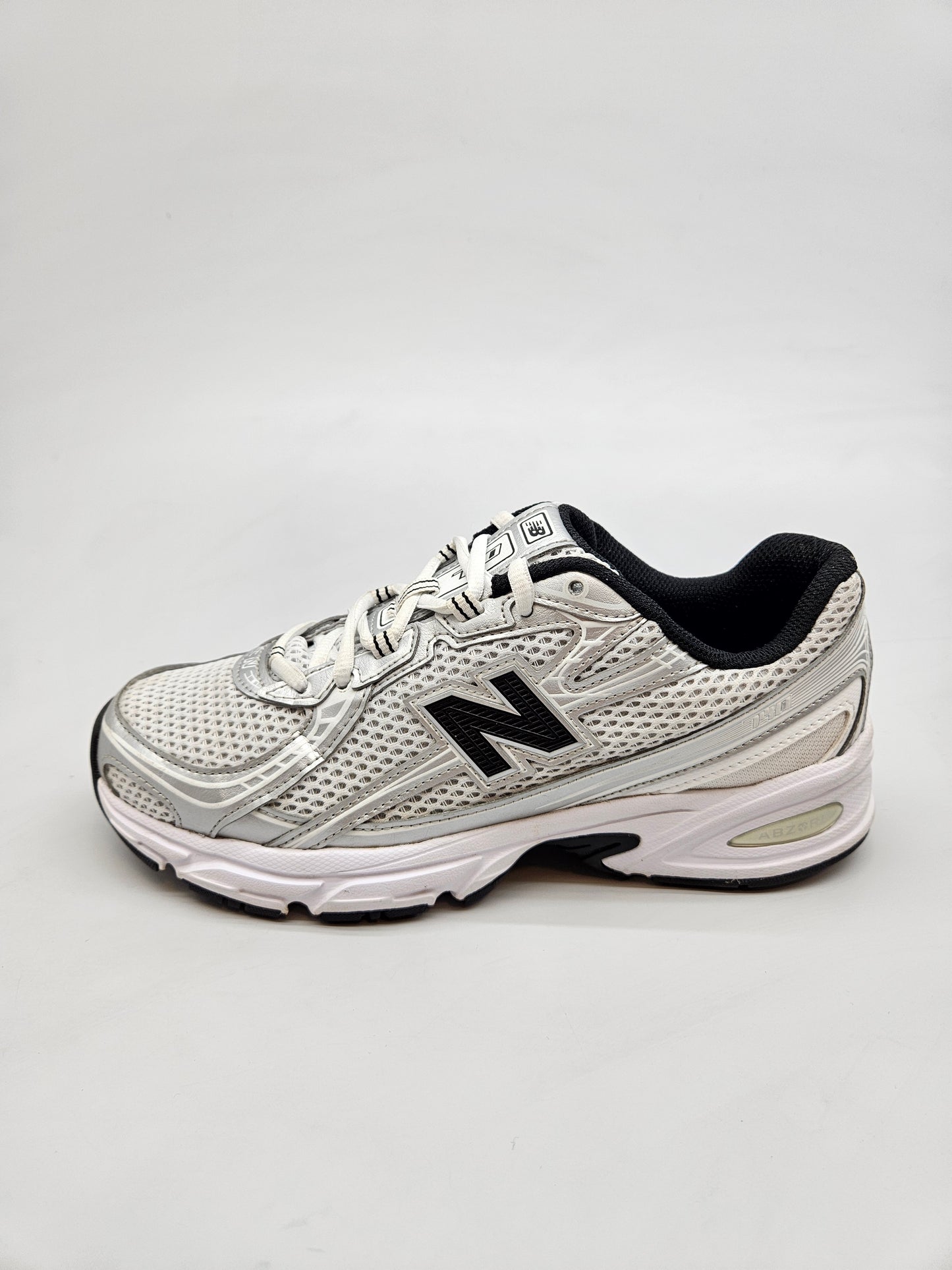NEW BALANCE ORIGINAL PATIKI 38