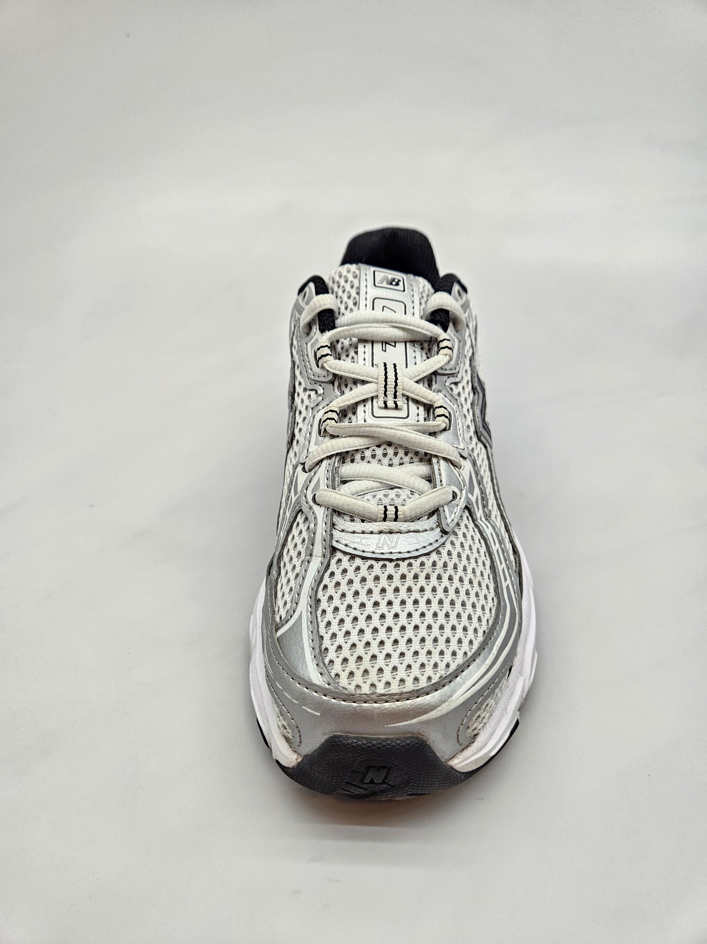 NEW BALANCE ORIGINAL PATIKI 38