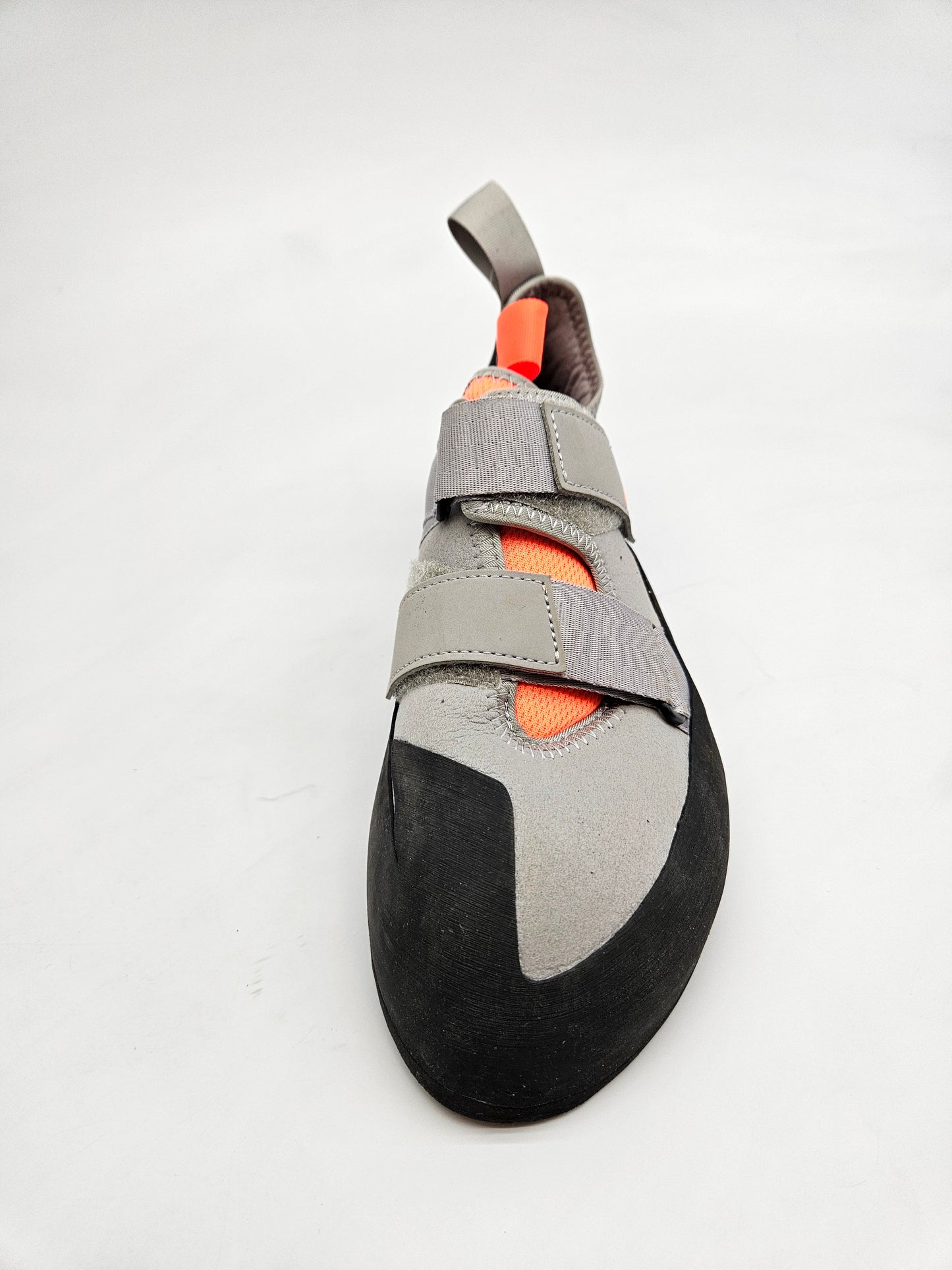 ADIDAS NOVI ORIGINAL PATIKI BR 43
