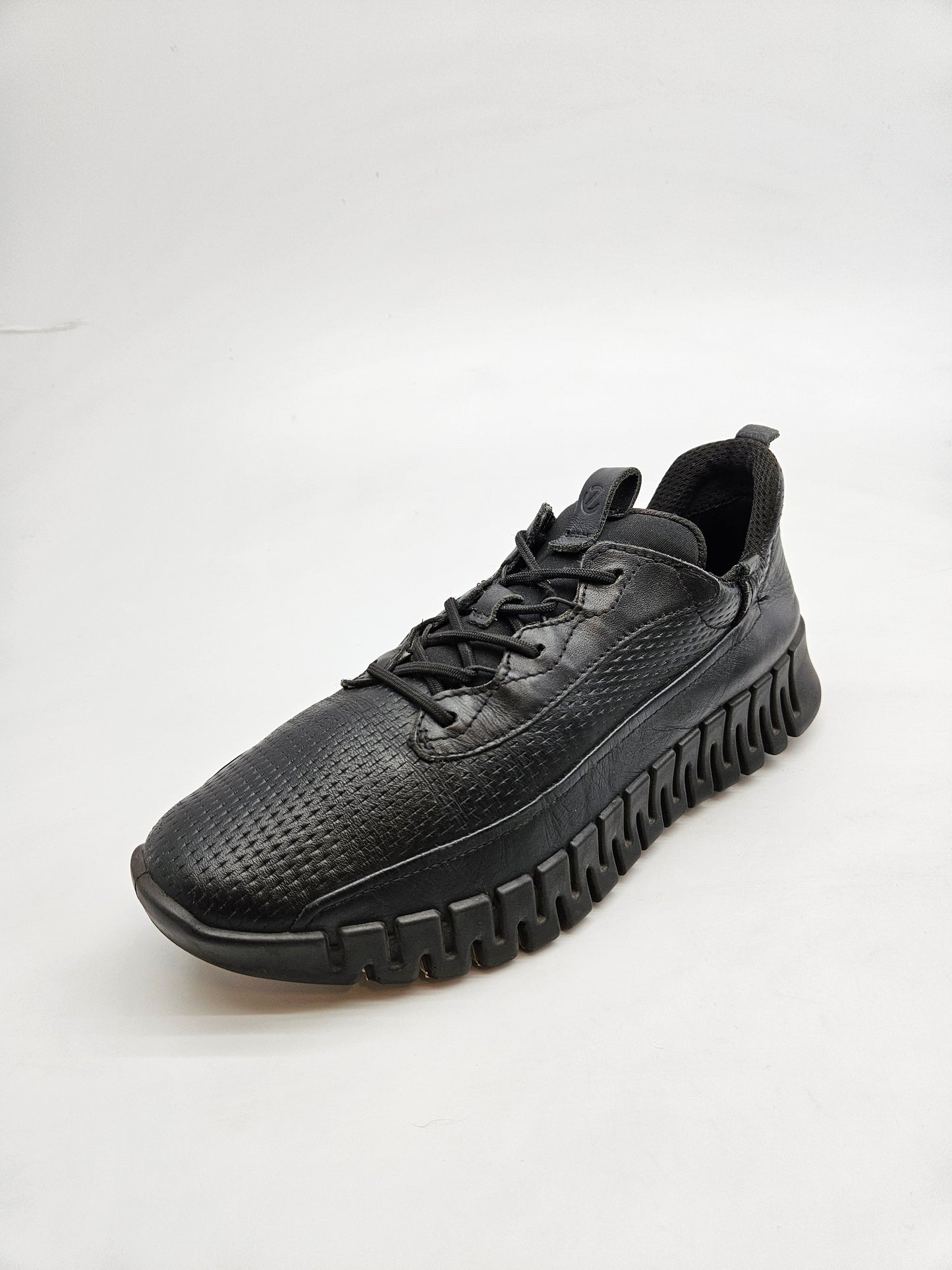 ECCO ORIGINAL KOZNI PATIKI BR 39