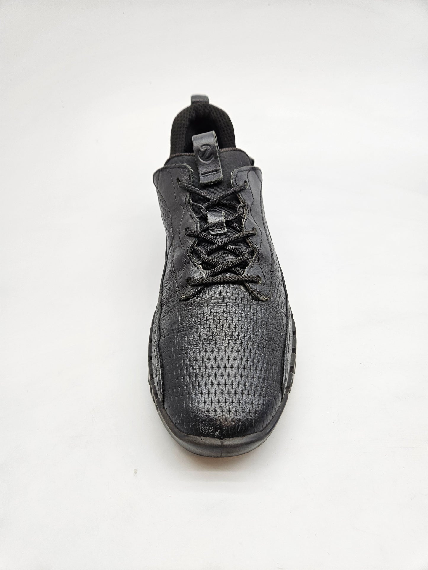ECCO ORIGINAL KOZNI PATIKI BR 39