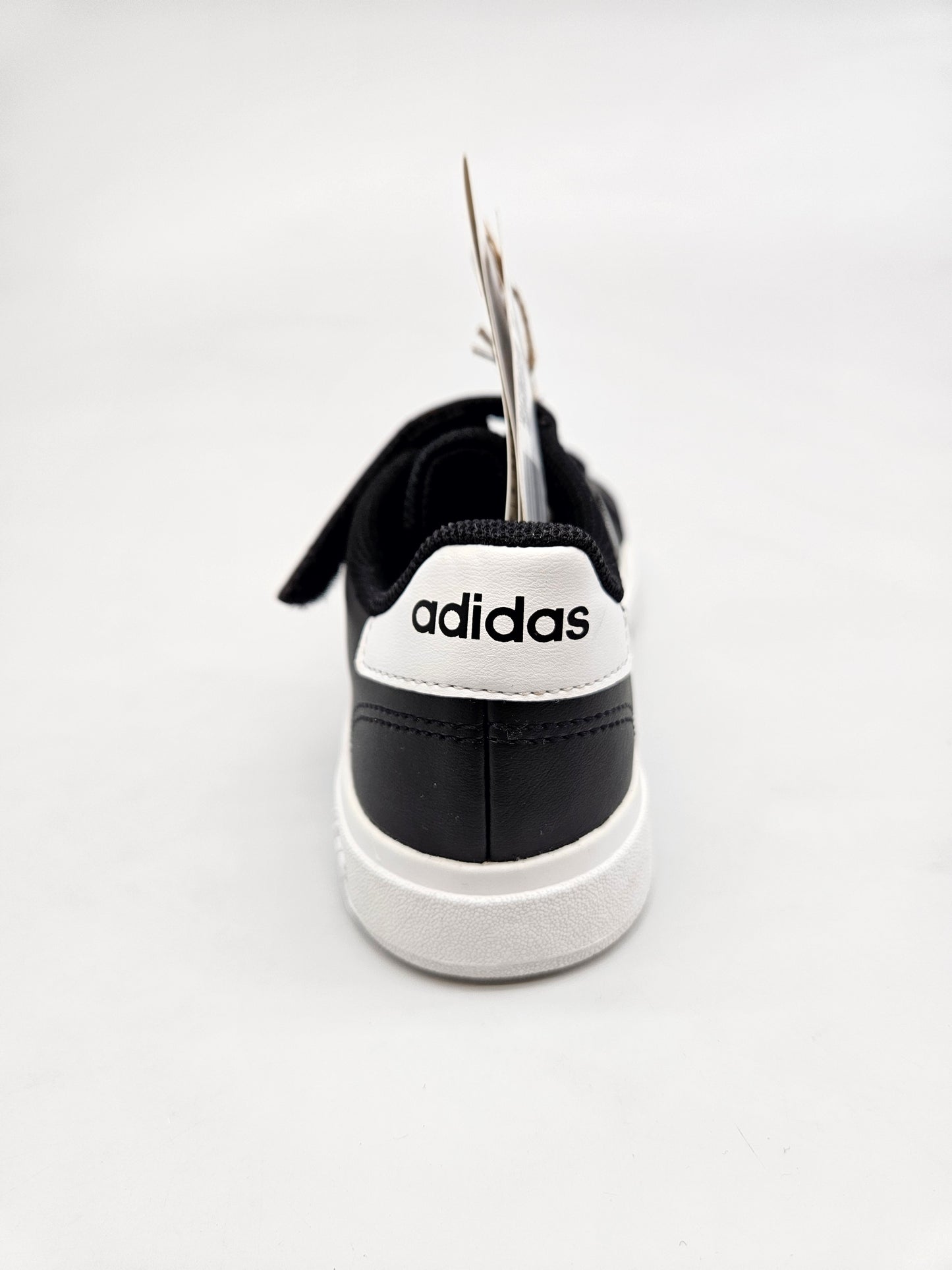ADIDAS NOVI ORIGINAL PATIKI BR 28