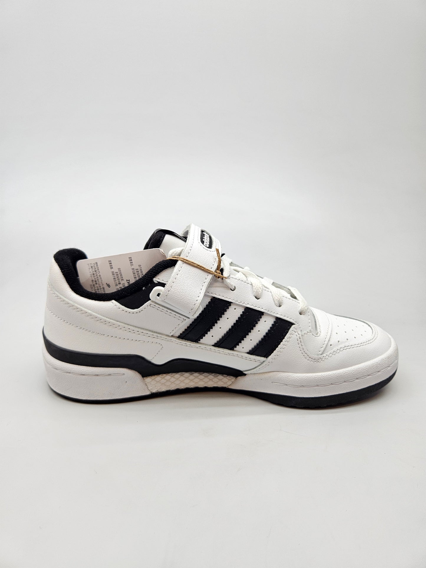 ADIDAS NOVI ORIGINAL PATIKI BR 41