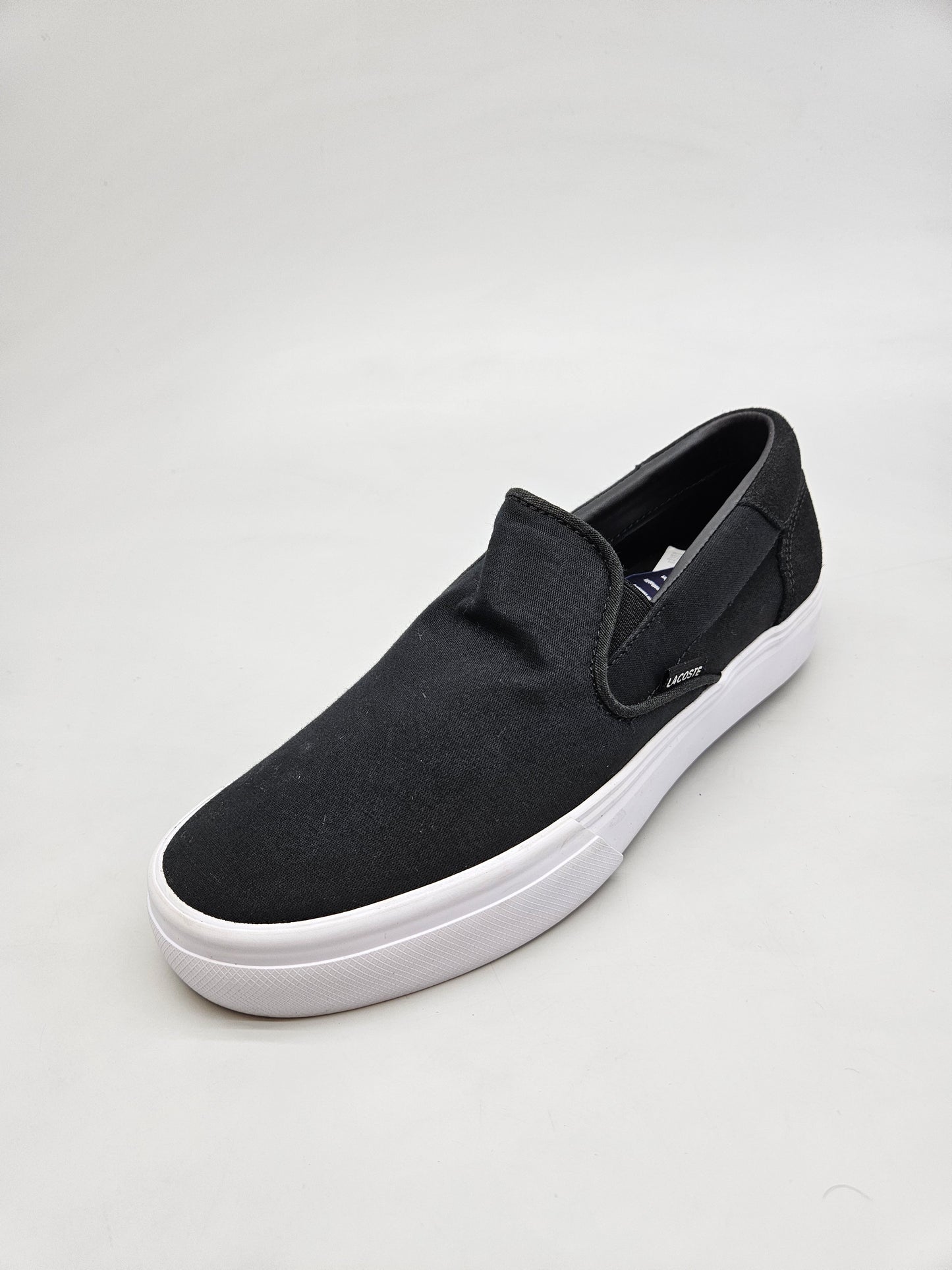 LACOSTE ORIGINAL NOVI PATIKI BR 40.5