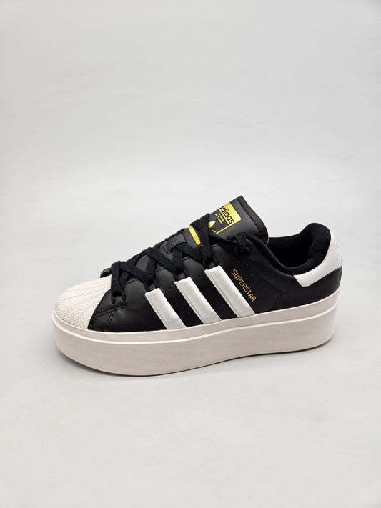 ADIDAS NOVI ORIGINAL PATIKI BR 38.5