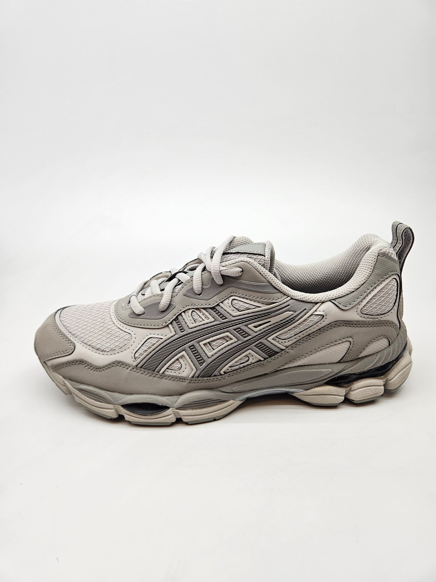 ASICS ORIGINAL NOVI PATIKI BR 44.5