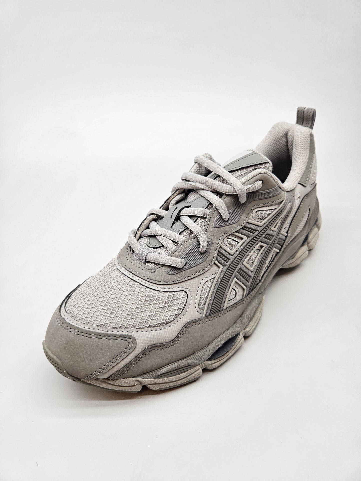 ASICS ORIGINAL NOVI PATIKI BR 44.5