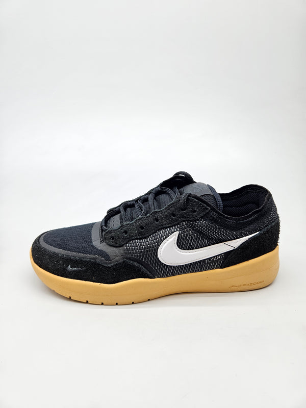 NIKE NOVI ORIGINAL PATIKI BR 39