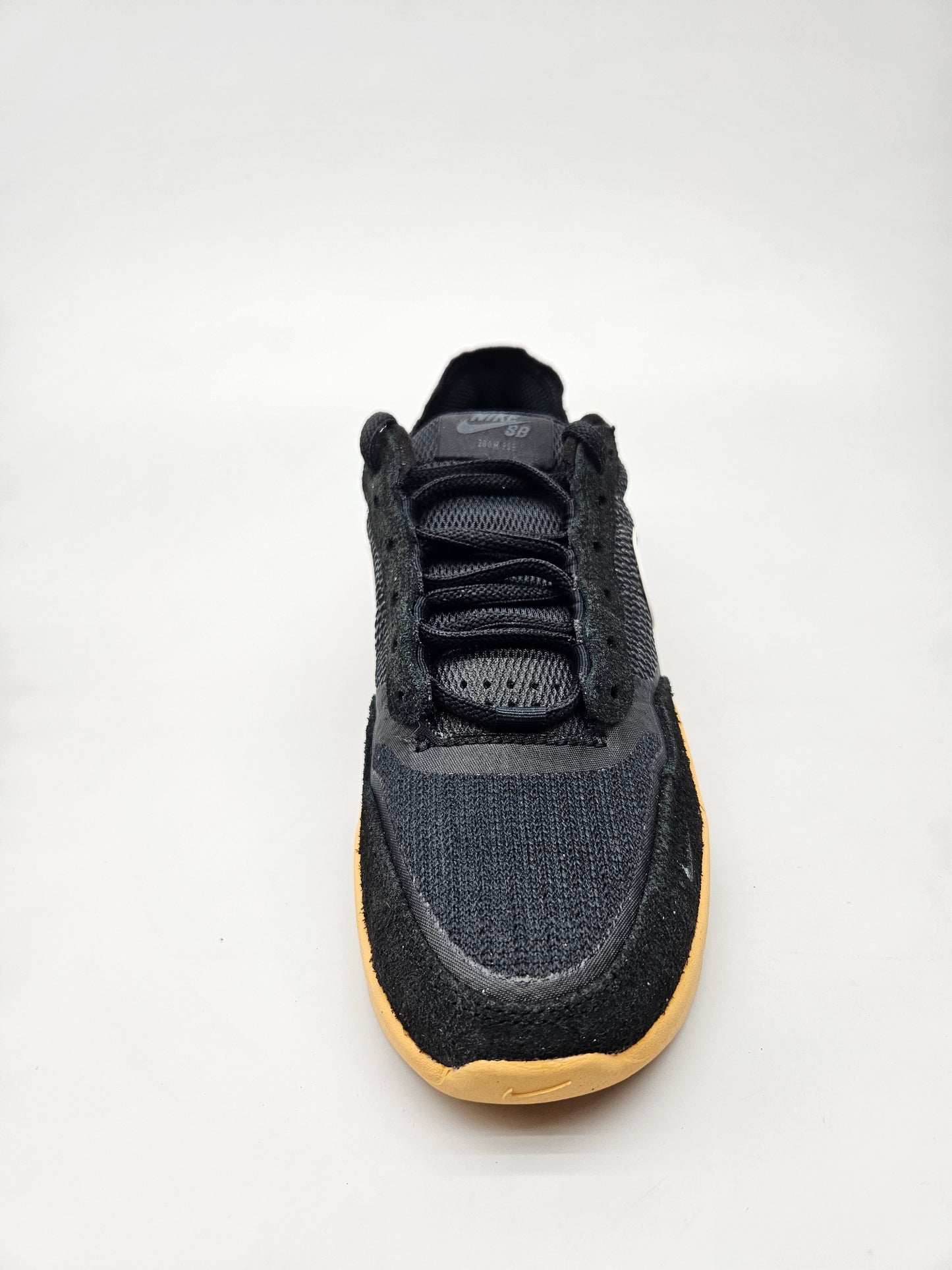 NIKE NOVI ORIGINAL PATIKI BR 39