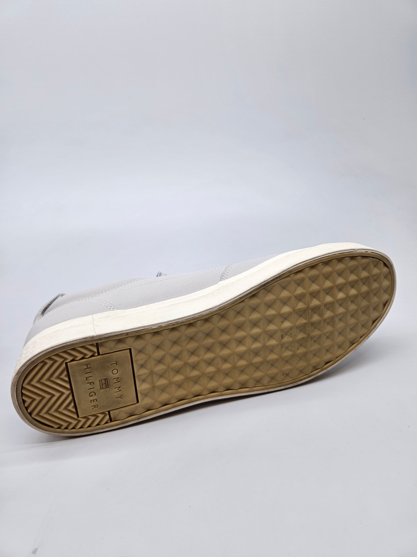 TOMMY HILFIGER ORIGINAL  PATIKI BR 44