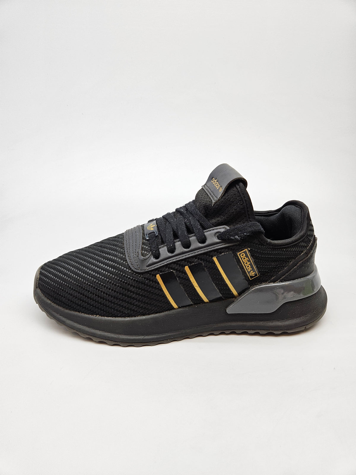 ADIDAS ORIGINAL PATIKI BR 40.5