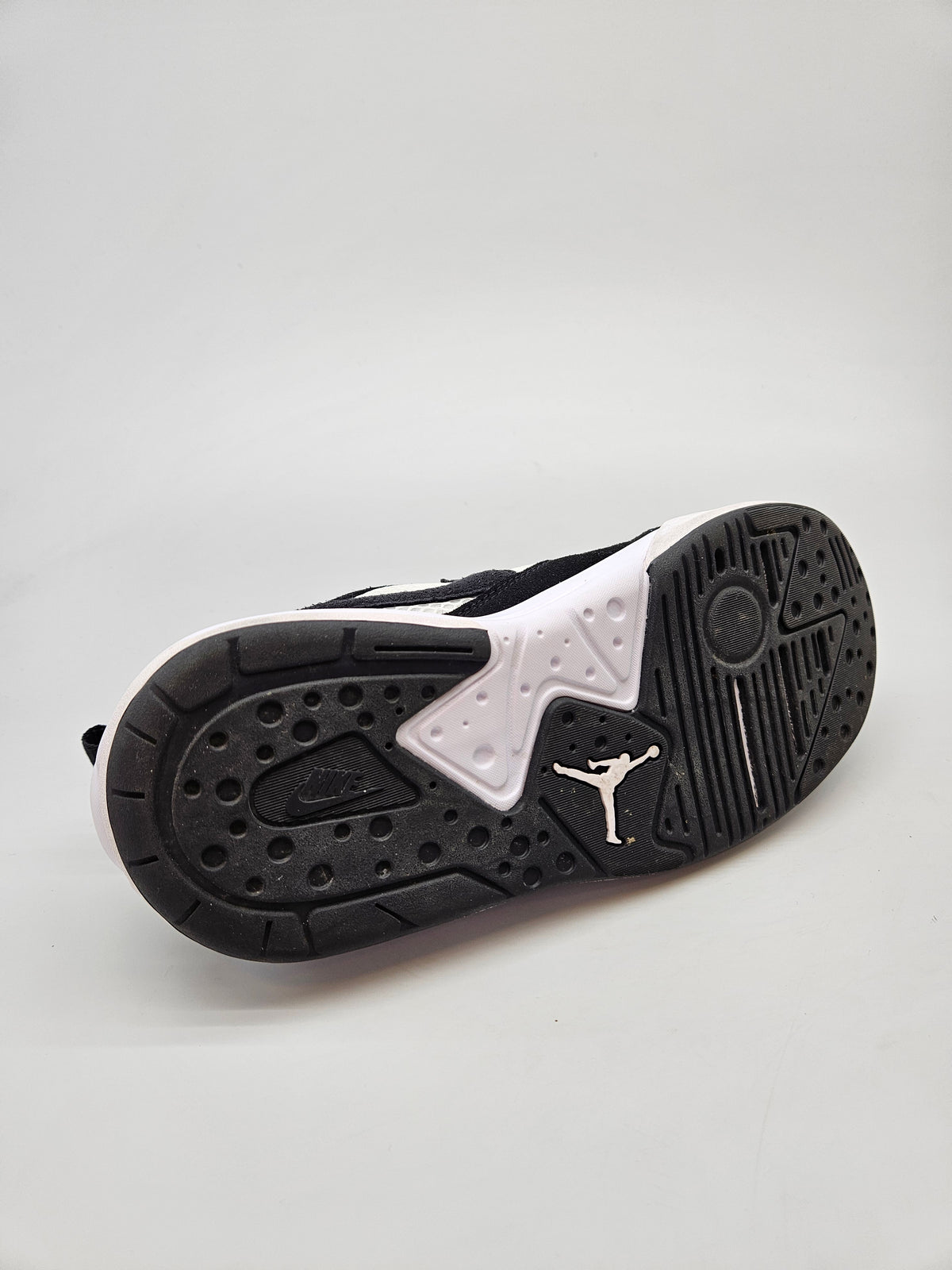 NIKE JORDAN ORIGINAL PATIKI BR 38.5