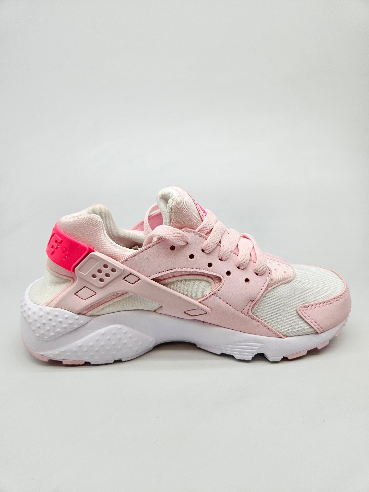 NIKE NOVI ORIGINAL PATIKI BR 37.5