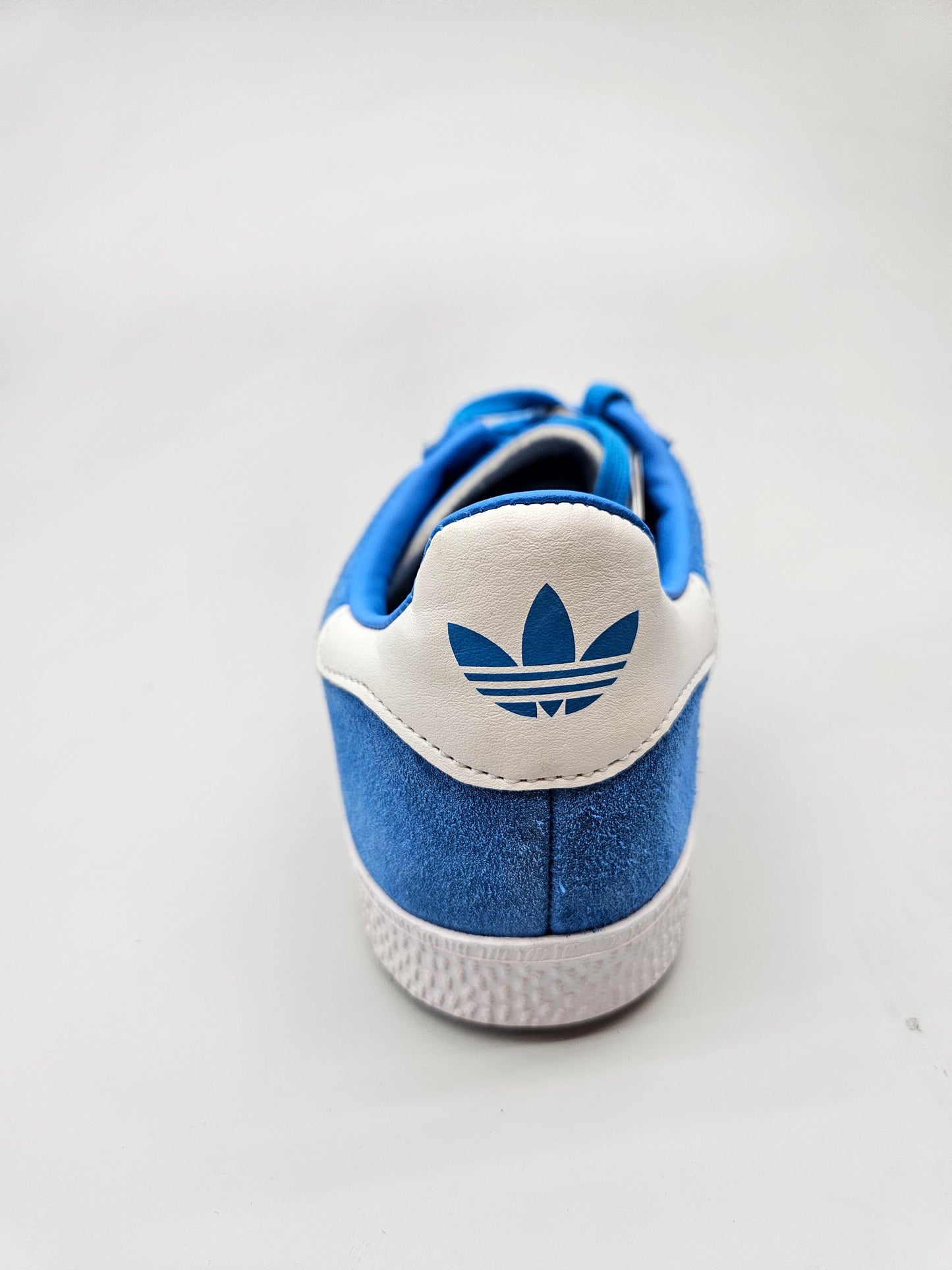 ADIDAS GAZZELE NOVI ORIGINAL PATIKI BR 38