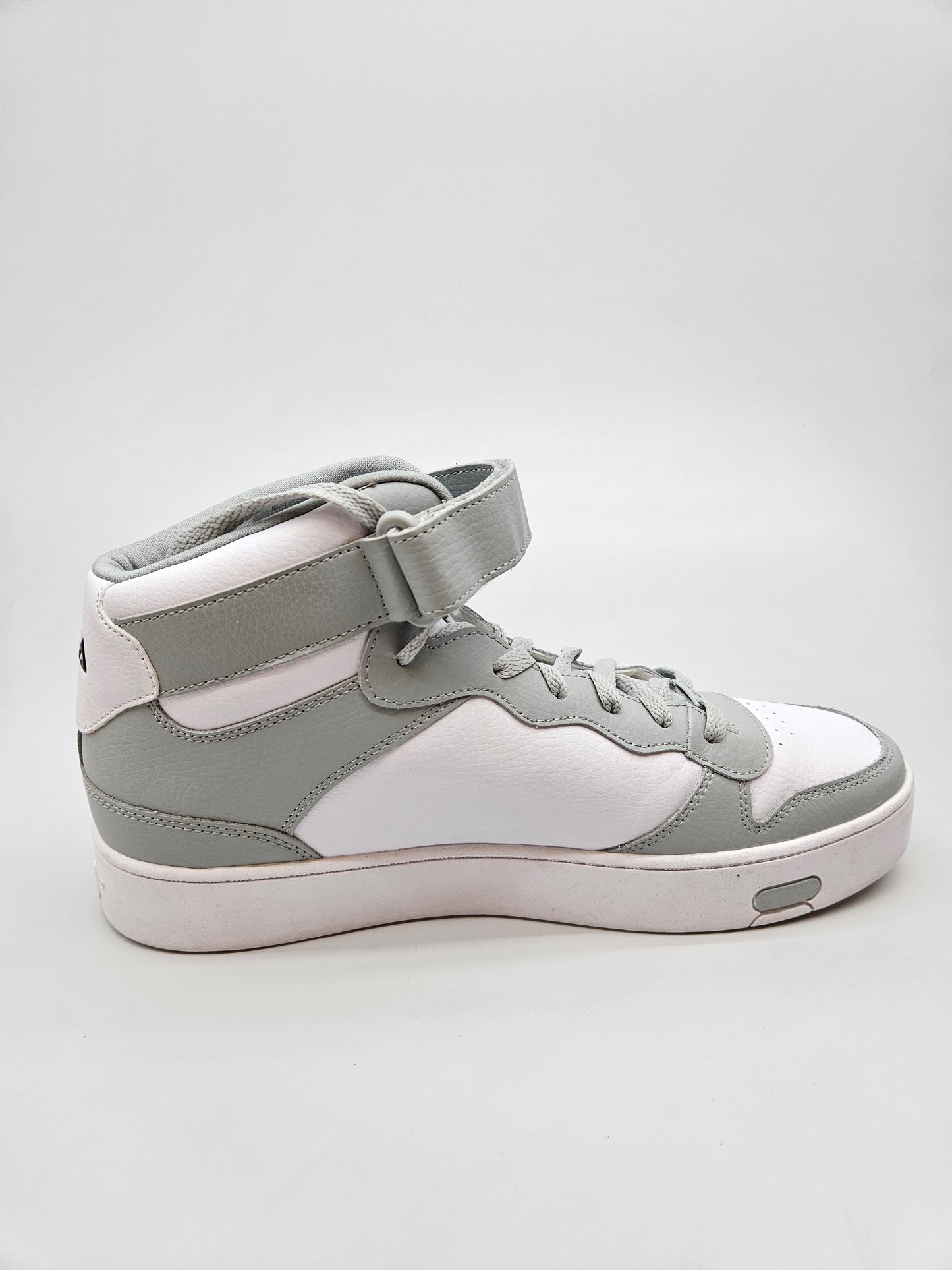 FILA NOVI ORIGINAL PATIKI BR 45