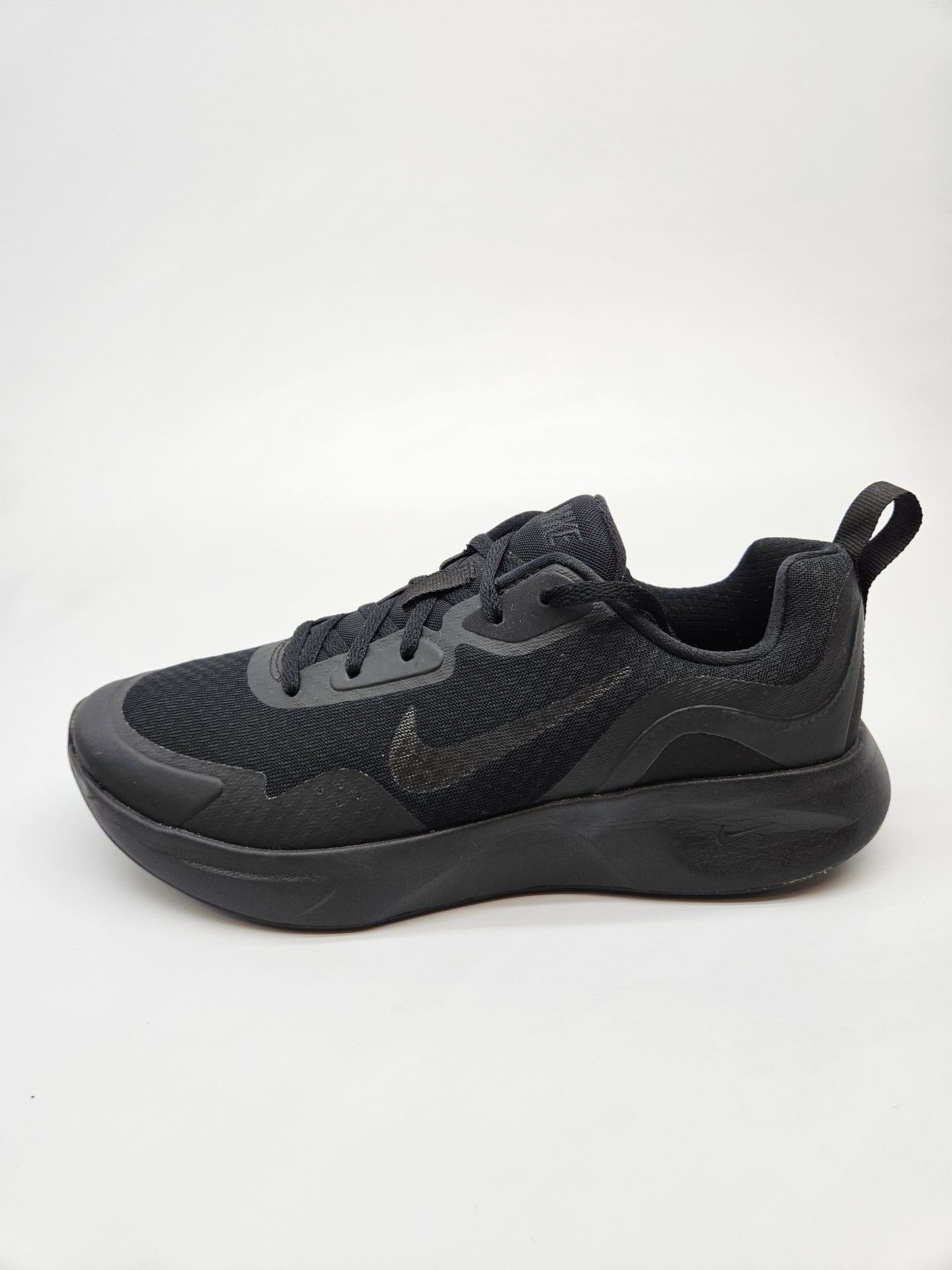 NIKE NOVI ORIGINAL PATIKI BR 38.5