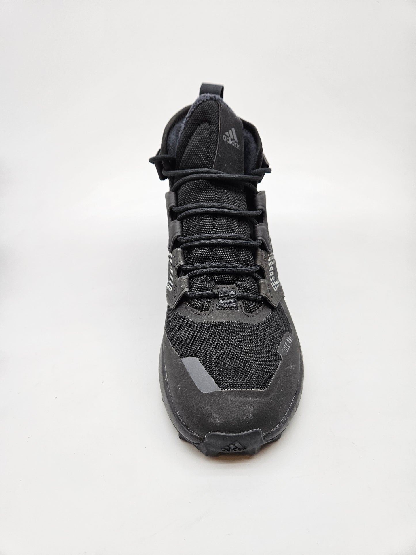 ADIDAS NOVI ORIGINAL PATIKI BR 41
