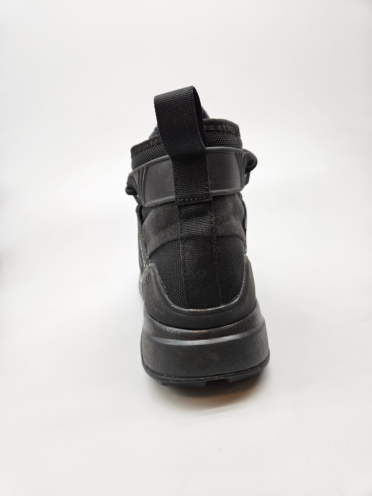 ADIDAS NOVI ORIGINAL PATIKI BR 41