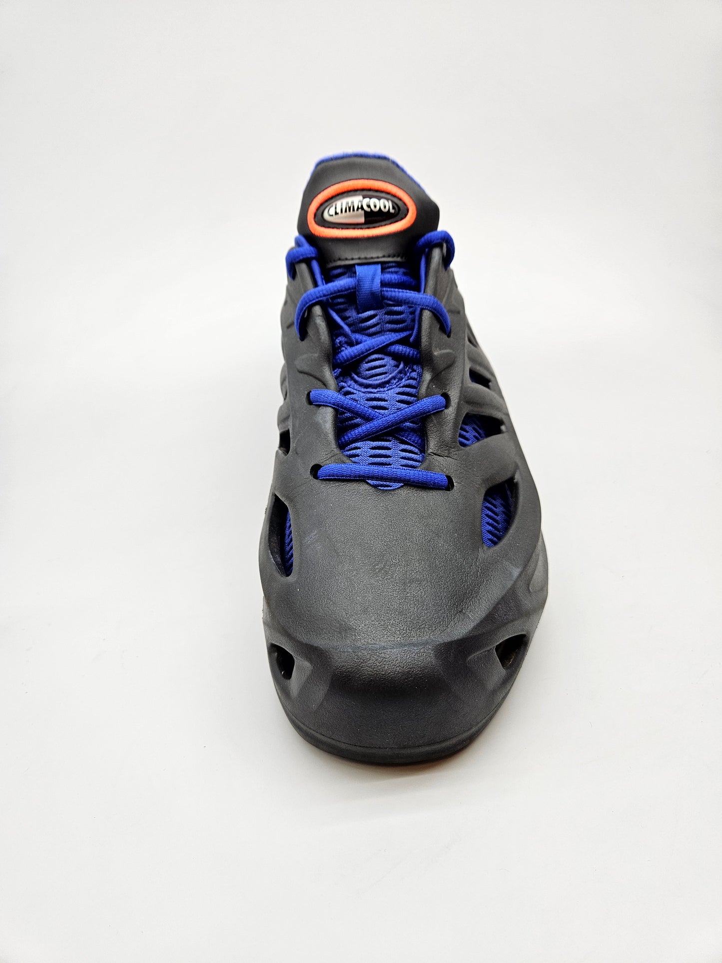 ADIDAS NOVI ORIGINAL PATIKI BR 43
