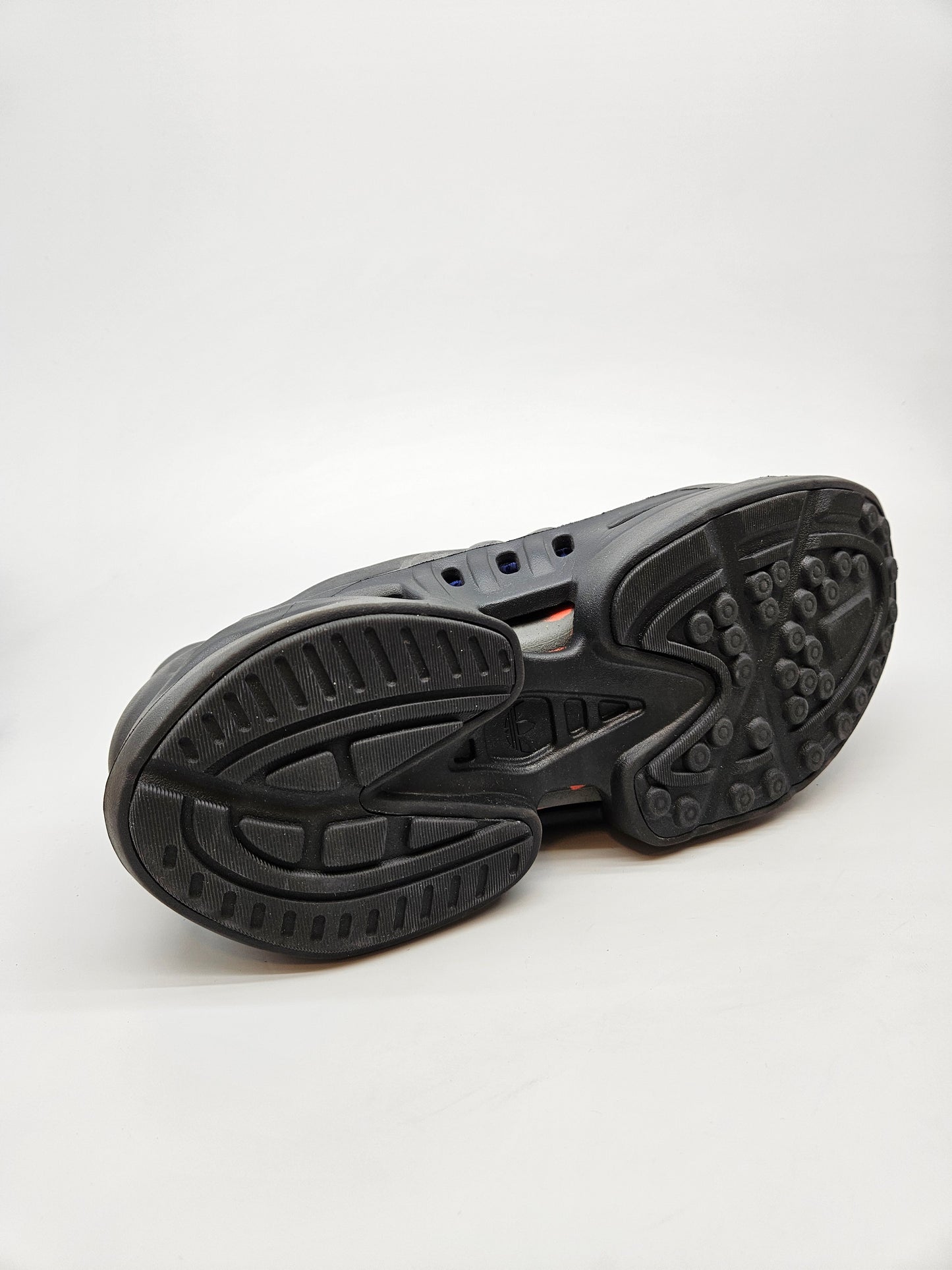 ADIDAS NOVI ORIGINAL PATIKI BR 43