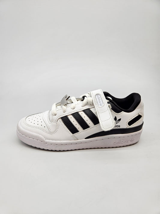 ADIDAS NOVI ORIGINAL PATIKI BR 36.5