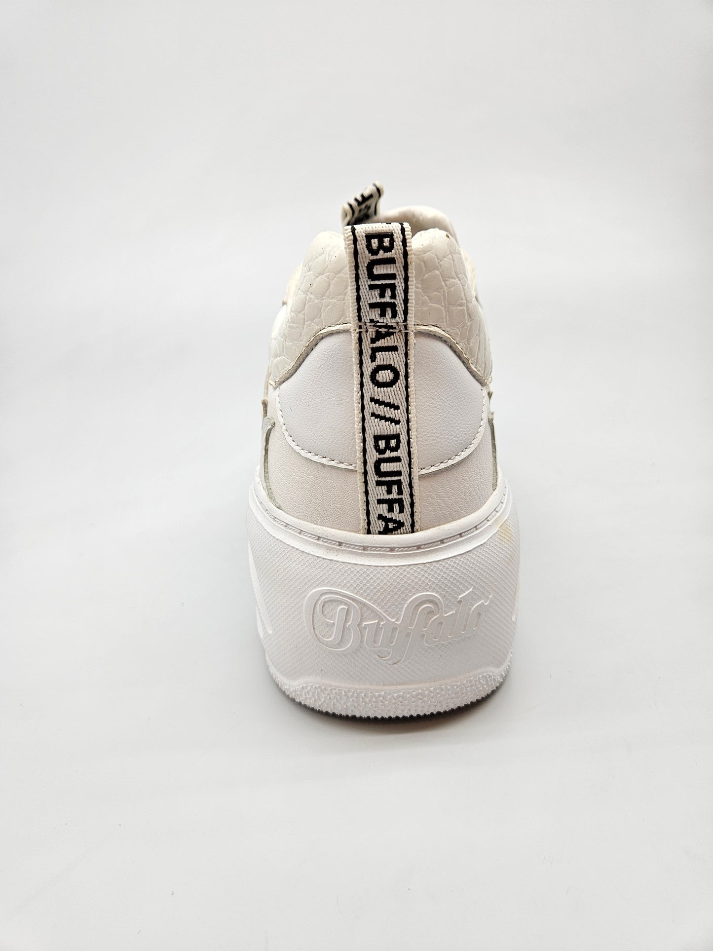 BUFFALO NOVI ORIGINAL PATIKI BR 39