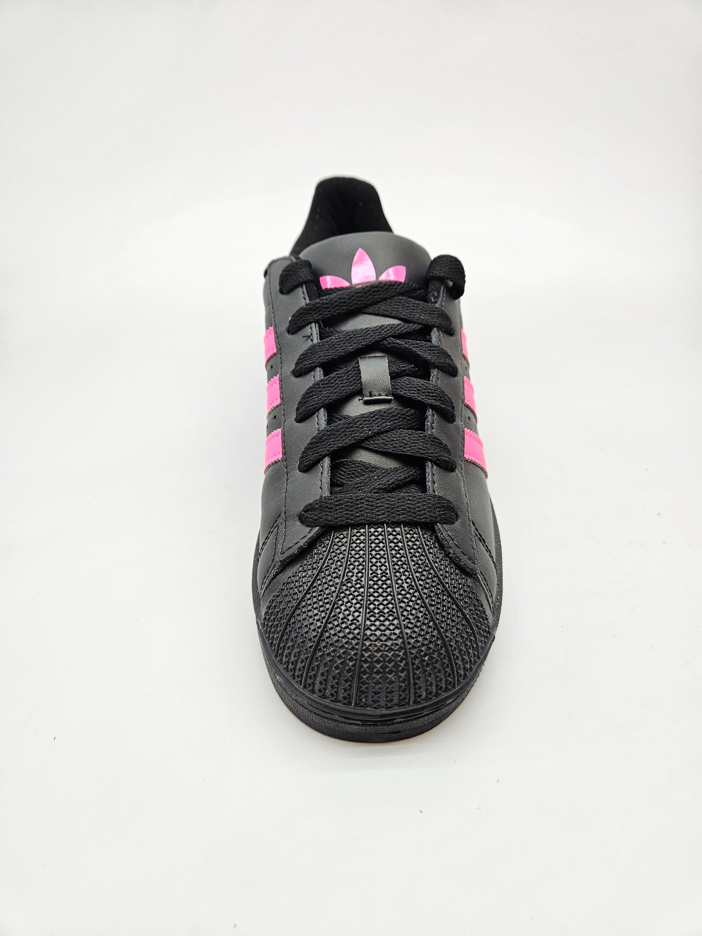 ADIDAS NOVI ORIGINAL PATIKI BR 38.5