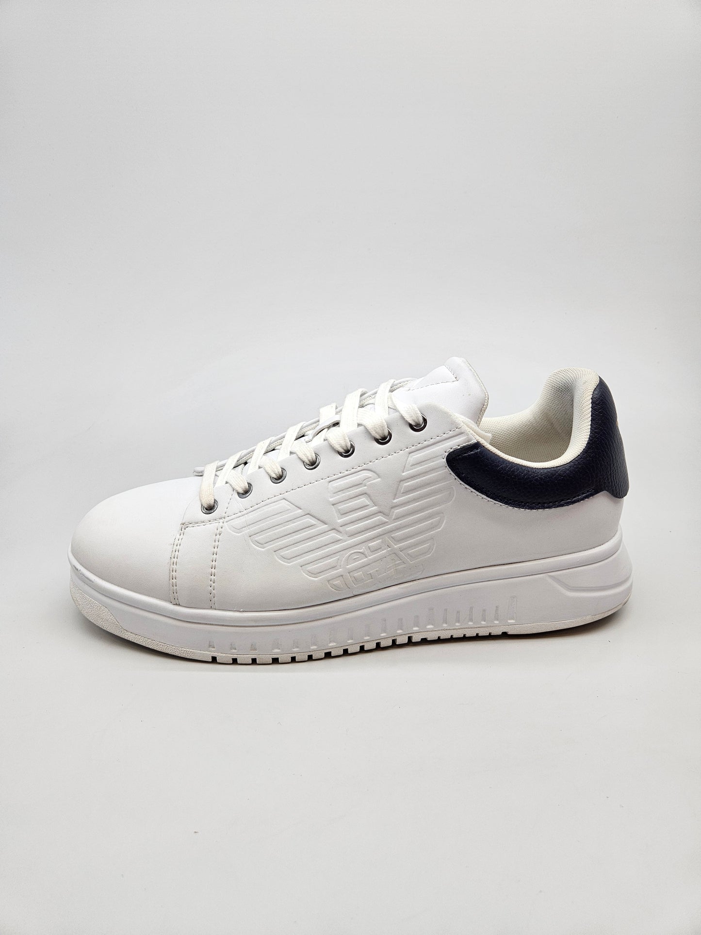 EMPORIO ARMANI ORIGINAL PATIKI BR 44.5