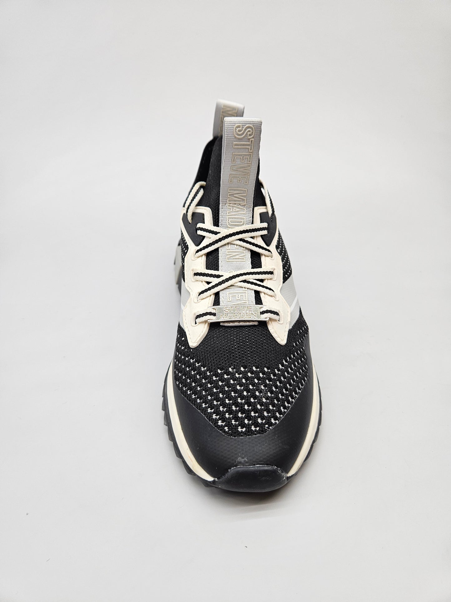 STEVE MADDEN NOVI ORIGINAL PATIKI 39
