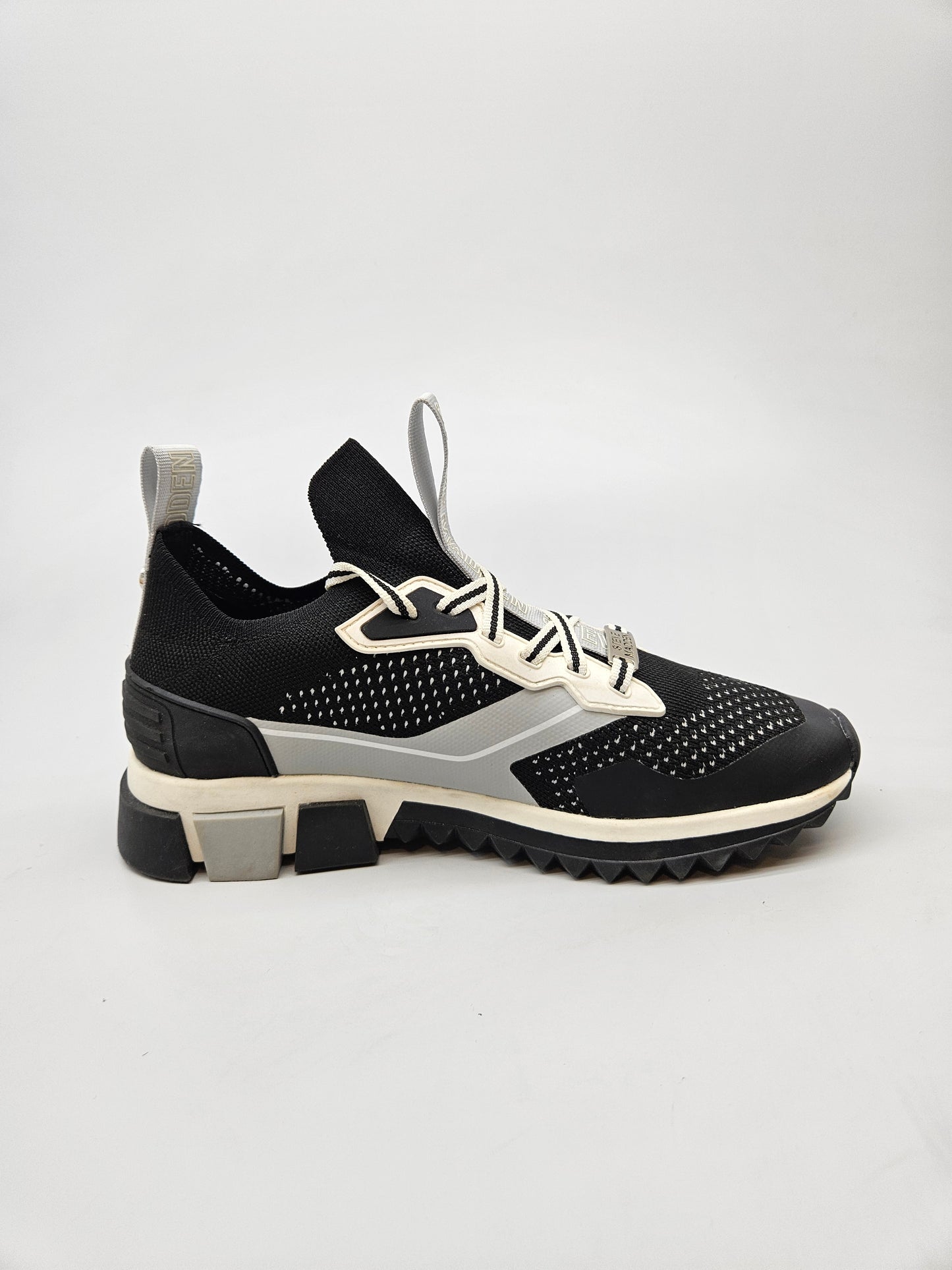 STEVE MADDEN NOVI ORIGINAL PATIKI 39
