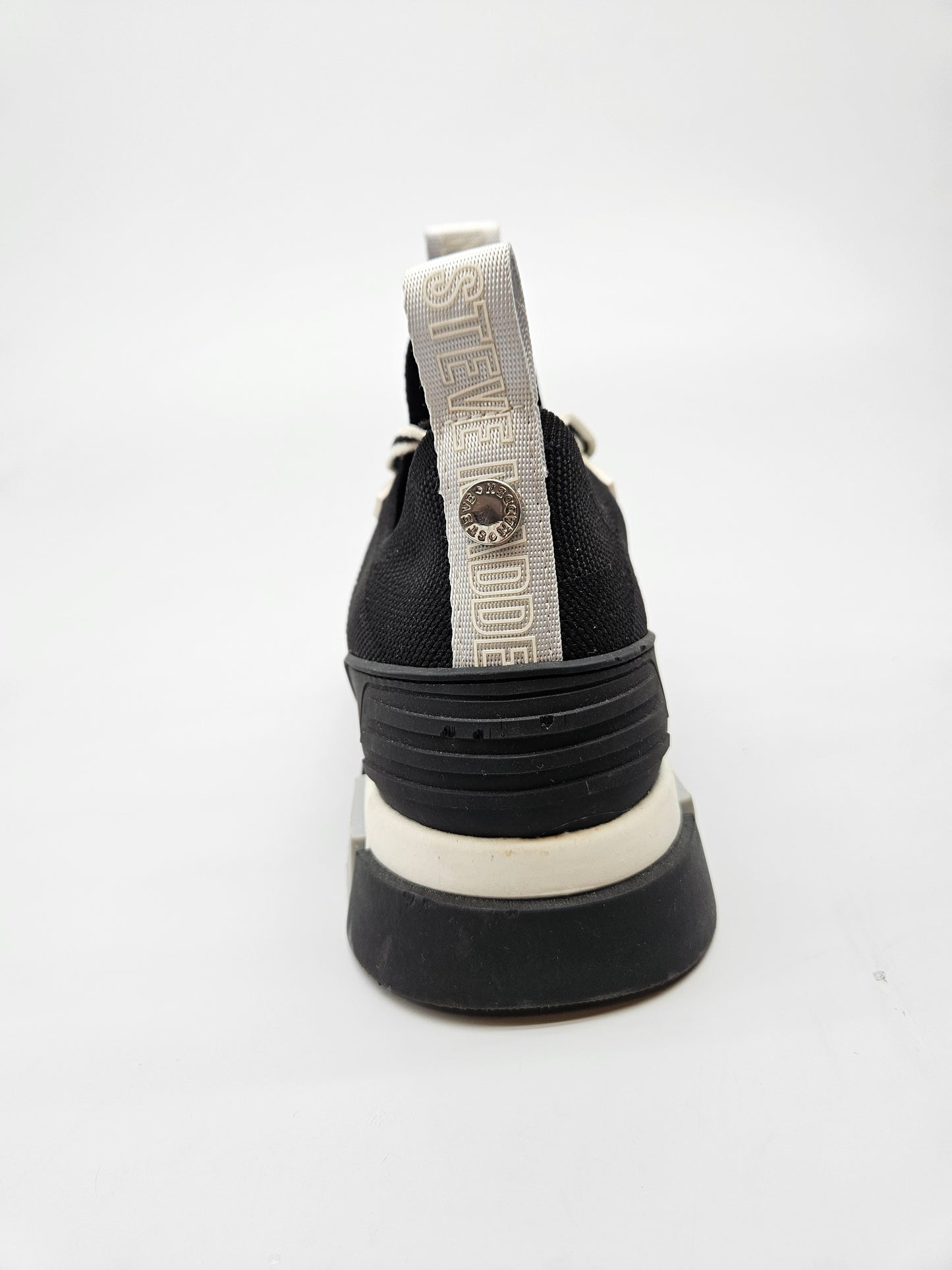 STEVE MADDEN NOVI ORIGINAL PATIKI 39