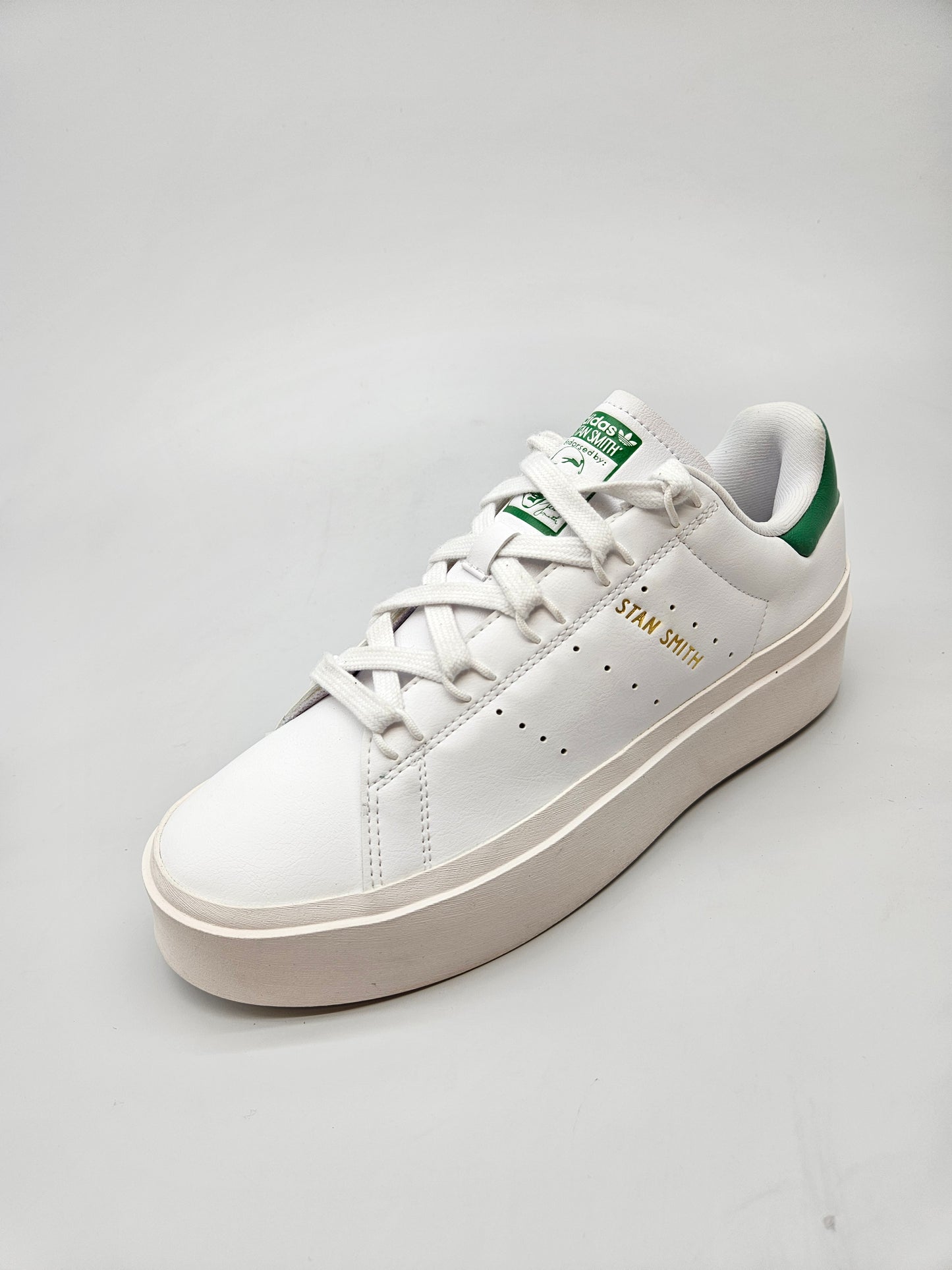ADIDAS NOVI ORIGINAL PATIKI BR 40