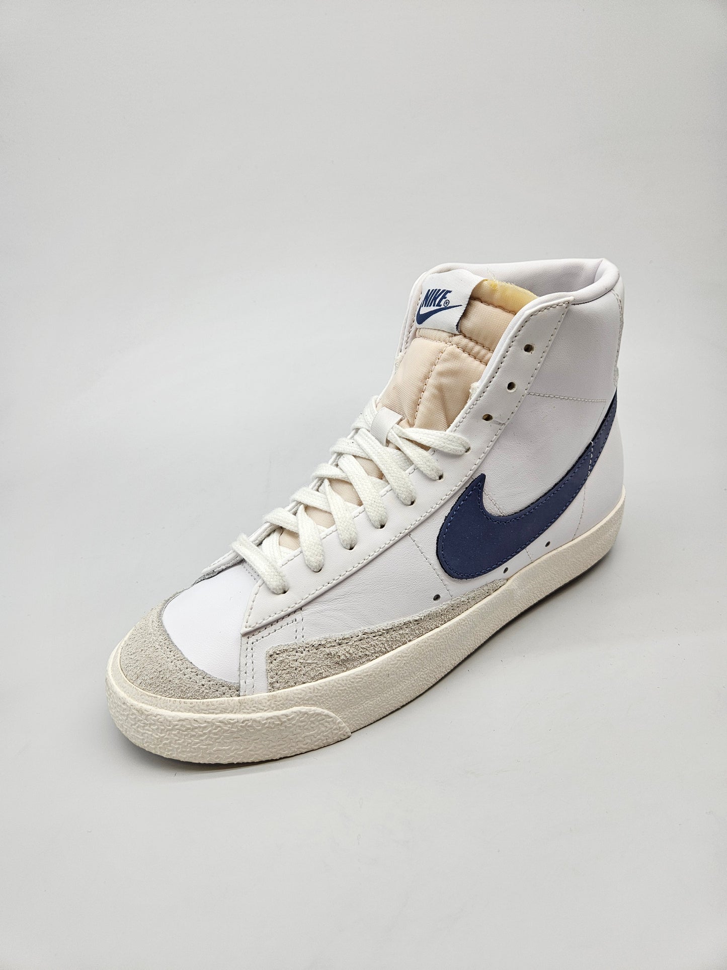 NIKE NOVI ORIGINAL PATIKI BR 40.5