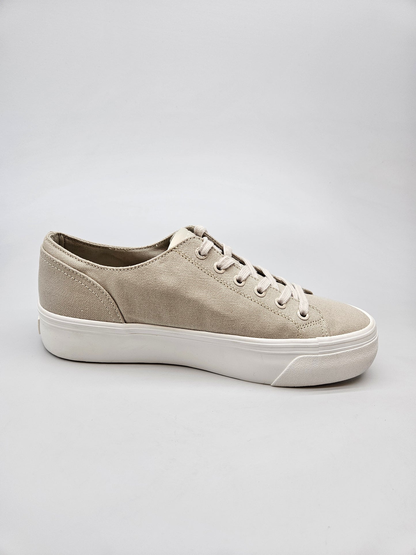 CONVERSE NOVI ORIGINAL PATIKI BR 41