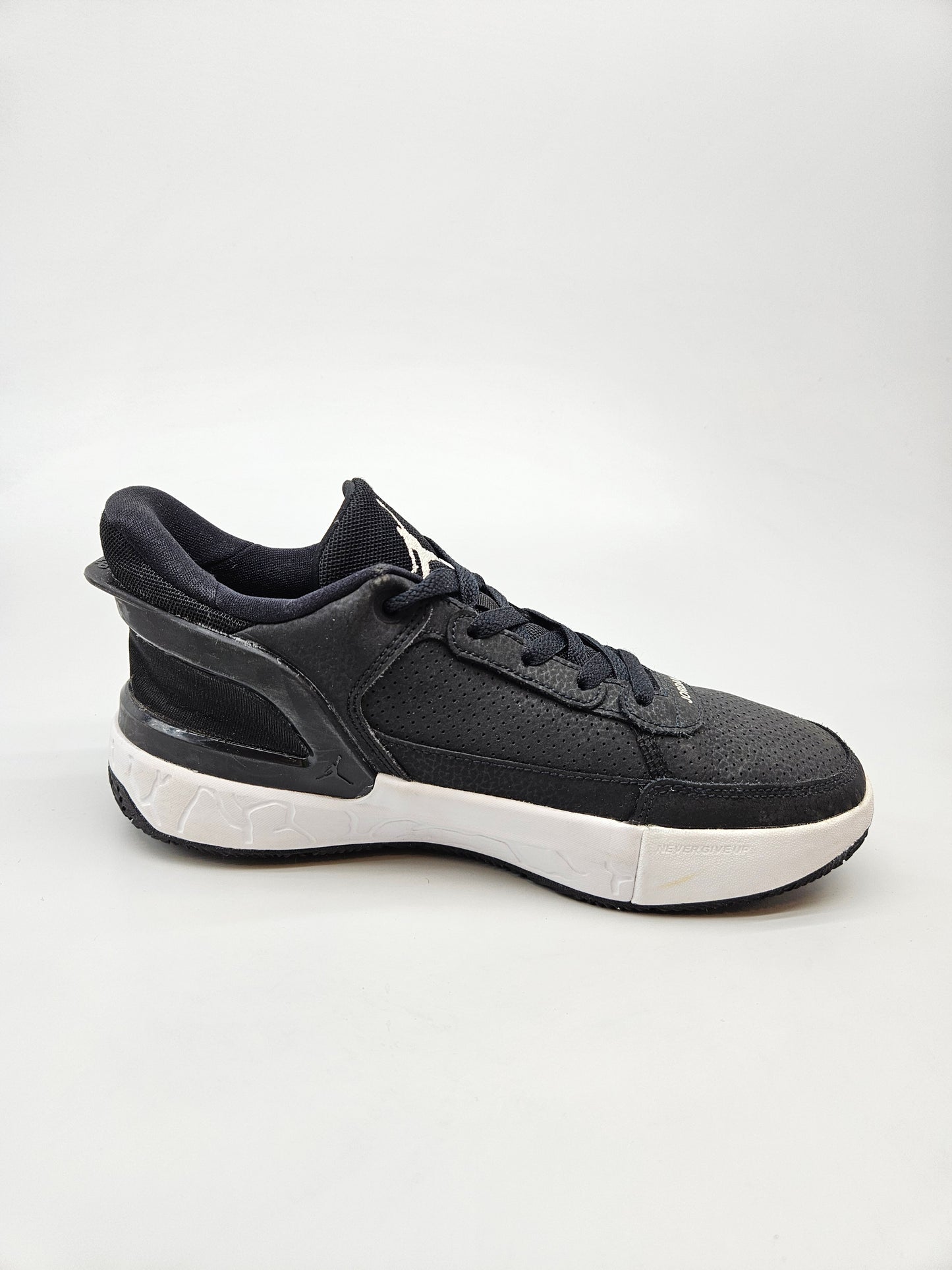 NIKE JORDAN ORIGINAL PATIKI BR 38.5
