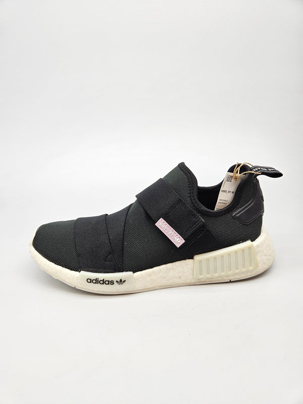 ADIDAS NOVI ORIGINAL PATIKI BR 43