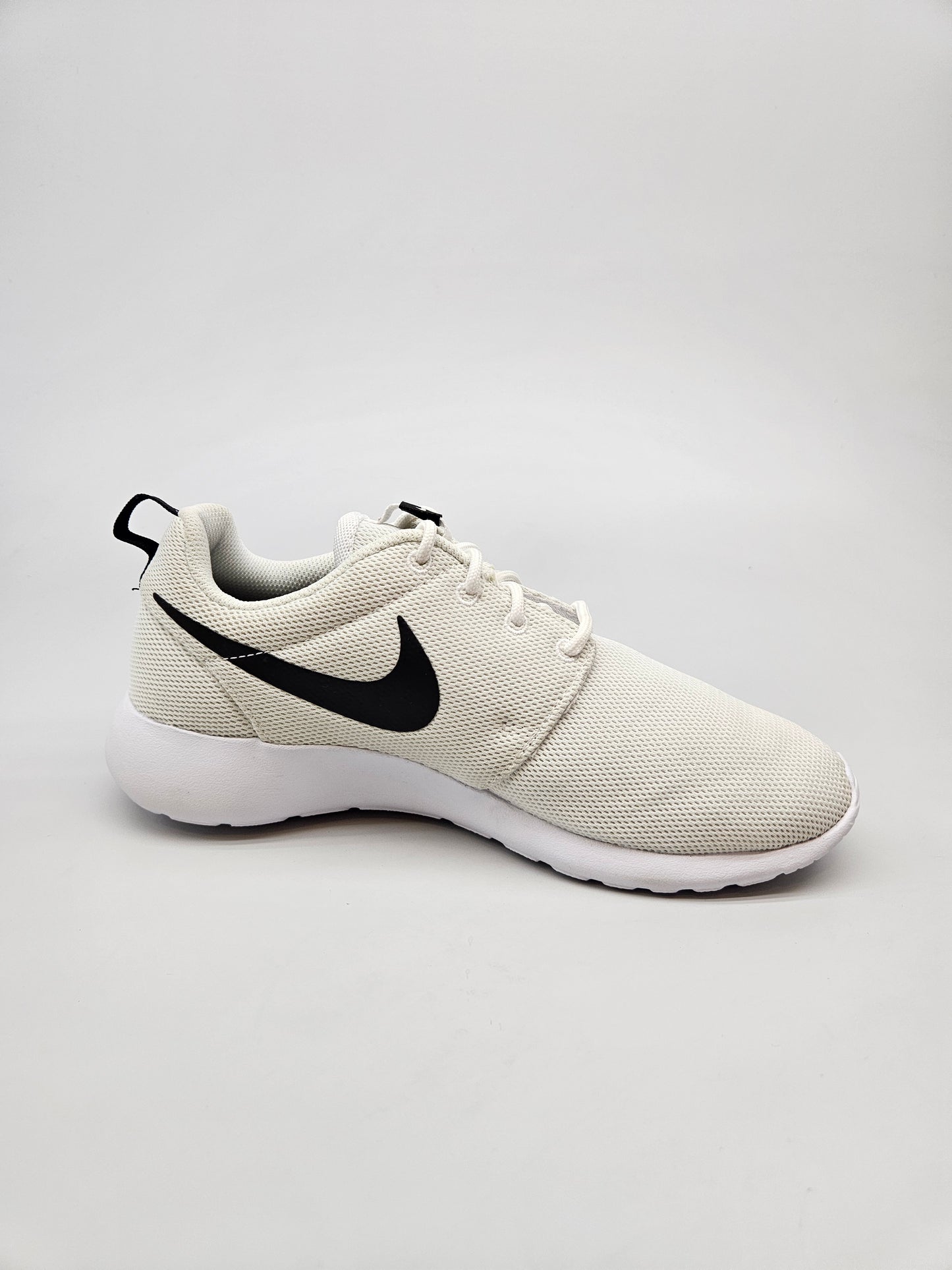 NIKE NOVI ORIGINAL PATIKI BR 38.5