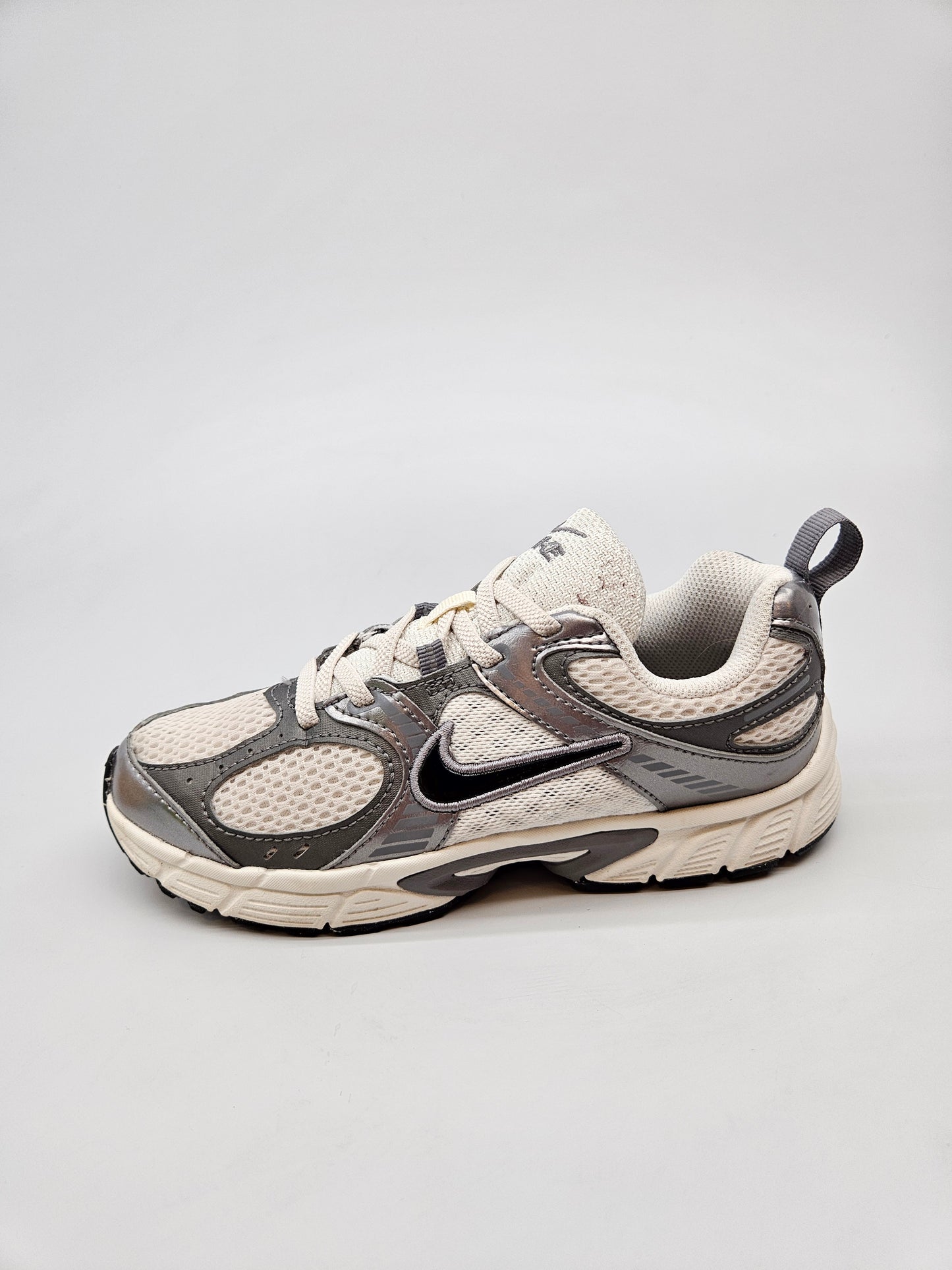 NIKE ORIGINAL PATIKI BR 33.5